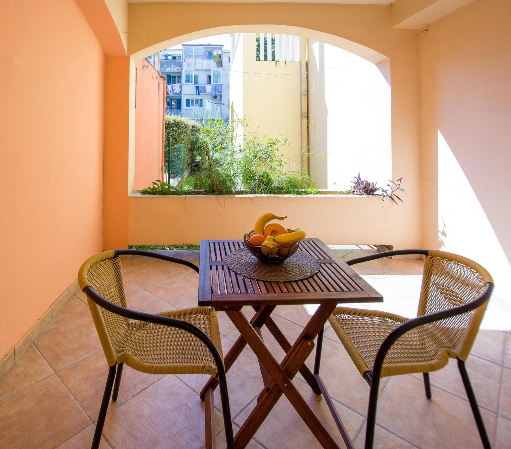 Apartments Angela Budva Exterior photo