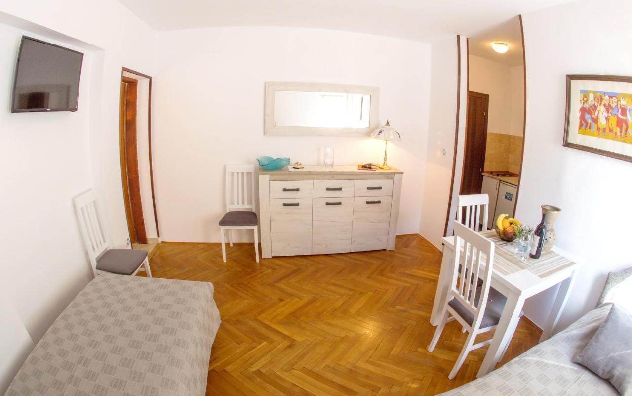 Apartments Angela Budva Exterior photo